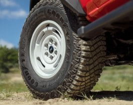 2023 Bronco Heritage Edition Race Red
